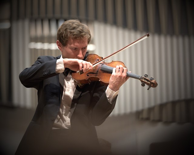 Slovenská filharmónia a fenomenálny Josef Špaček otvoria 67. koncertnú sezónu  - 27 SF Spacek 22 10 2015 © jan lukas 