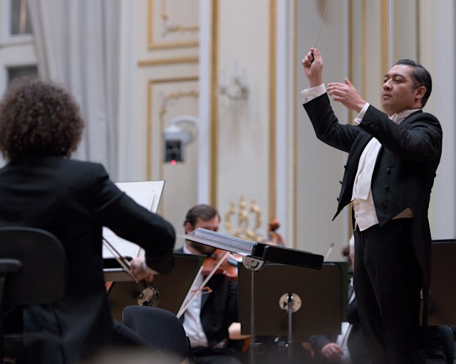 Koncert Populárneho cyklu pod taktovkou Adriana Prabavu - 28 SF Adrian Prabava 