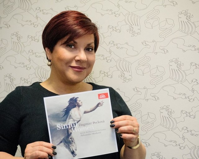 Operné hriešnice Dagmar Peckovej v Redute - Dagmar-Pecková-a-jej-album-Sinful-Women-Hriešnice 