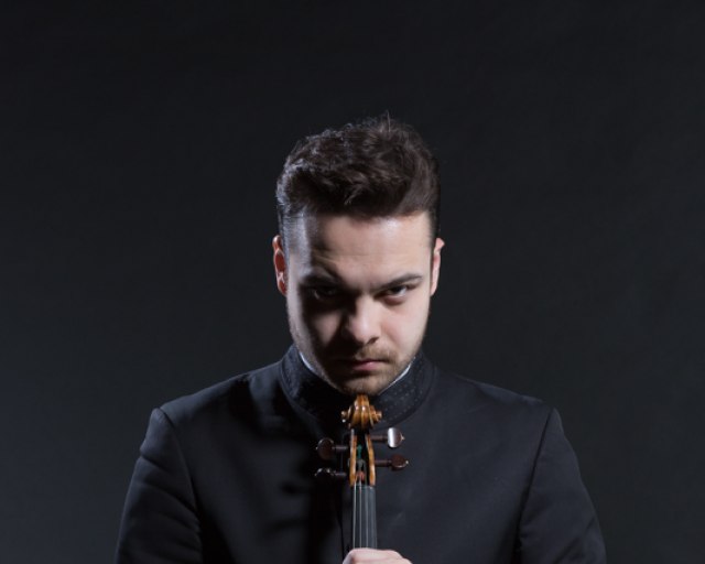 Z Dvorany do Reduty - File102 