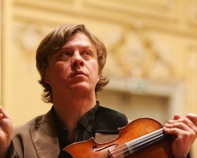 Symfonická dvojica koncertov so zaujímavými hosťujúcimi umelcami - Juraj Čižmarovič 