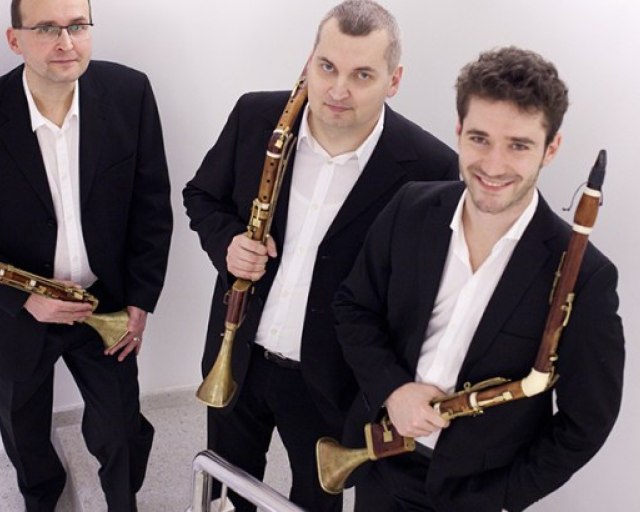 Lotz Trio a Silvester Lavrík v cykle Hudba a slovo - LotzTrio_122014 