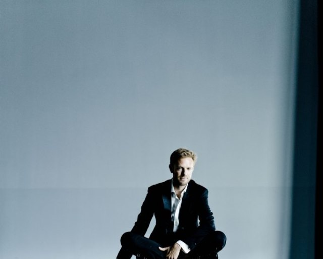 Hosťom Slovenskej filharmónie je tento týždeň americký klavirista ANDREW VON OEYEN - Oeyen 1_foto Marco Borggreve 