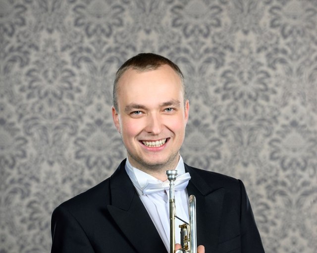 Sólistom štvrtkového večera v bratislavskej Redute bude výnimočný slovenský trubkár Stanislav Masaryk - Stanislav-Masaryk_Foto-Petra-Hajska 