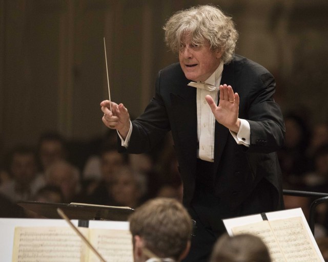 Anglický program pod taktovkou Jamesa Judda - BRENKUS cop 9980 kopie 