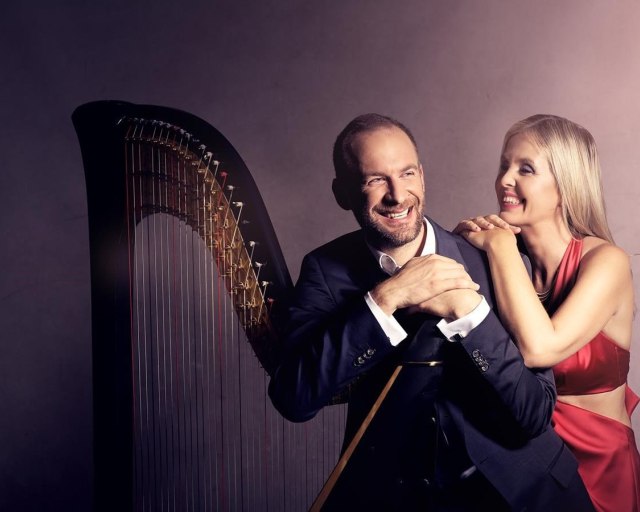 VEVERKA & ENGLICHOVÁ  - hoboj & harfa v Malej sále Slovenskej filharmónie - Veverka a Englichová 